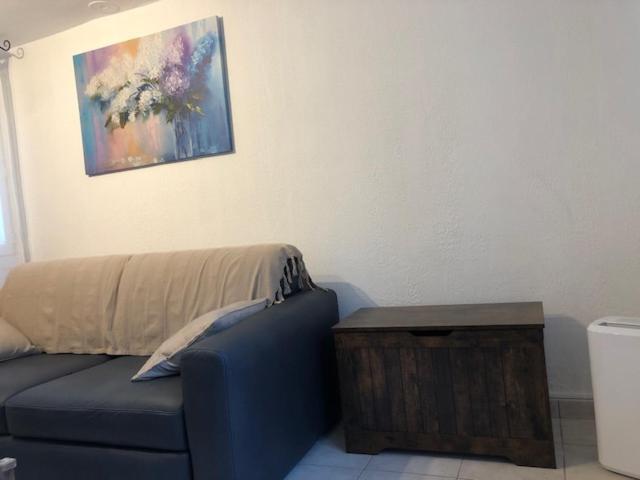 Votre Sejour A Sanary Dans Bas De Villa Avec Terrasse Vegetalisee Et Abritee Exposition Est Sud Ouest A 400M Du Centre Ville En Zone Pietonne Ou Tout Peut Se Faire A Pied Sanary-sur-Mer Bagian luar foto